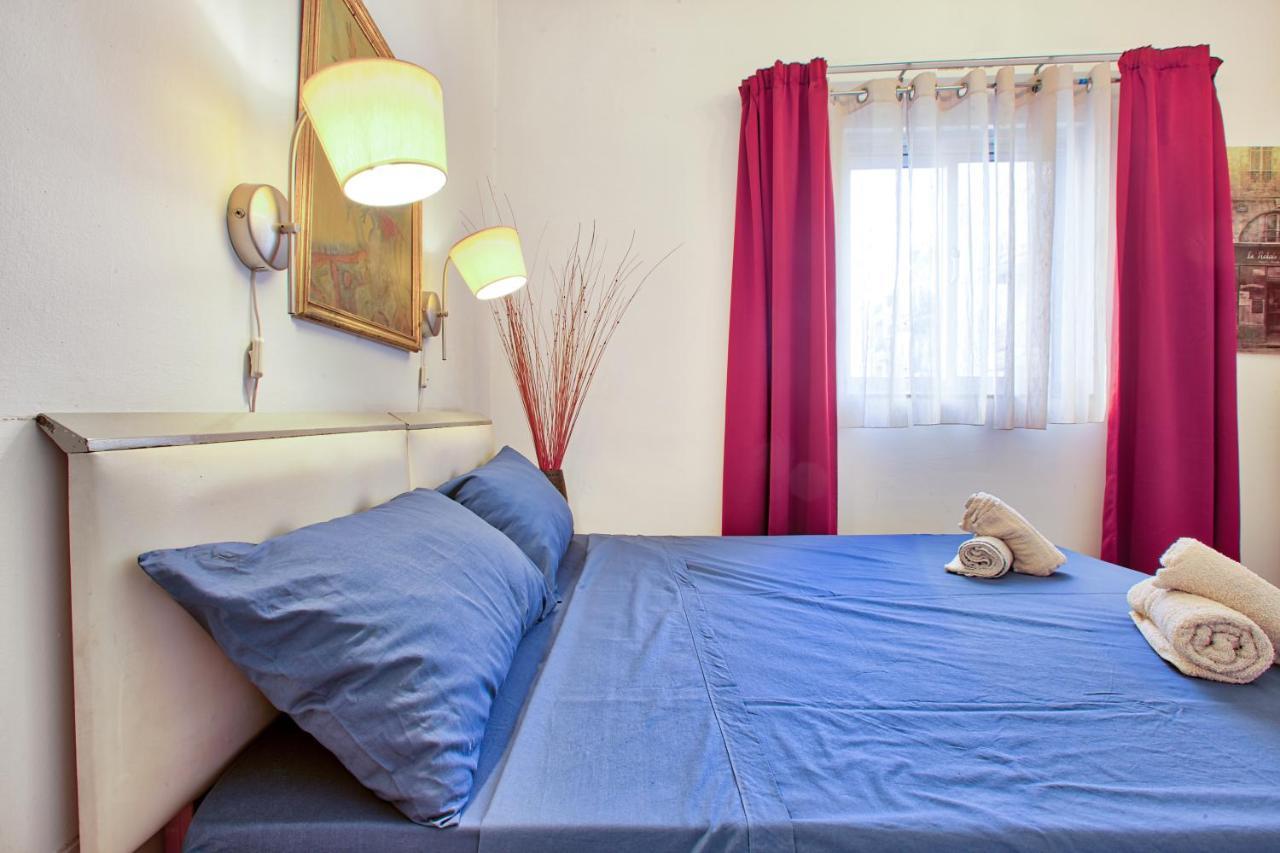 Vic- Seafront Apartment Слима Екстериор снимка